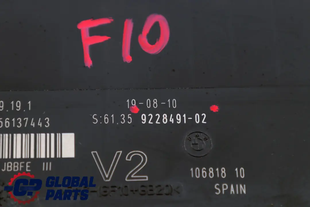 ECU Moduł Komfortu V2 6135 do BMW F10 o numerze 9228491 BMW F10 ECU Moduł Komfortu V2 6135 - SKU 9228491 - Numer Części 9228491