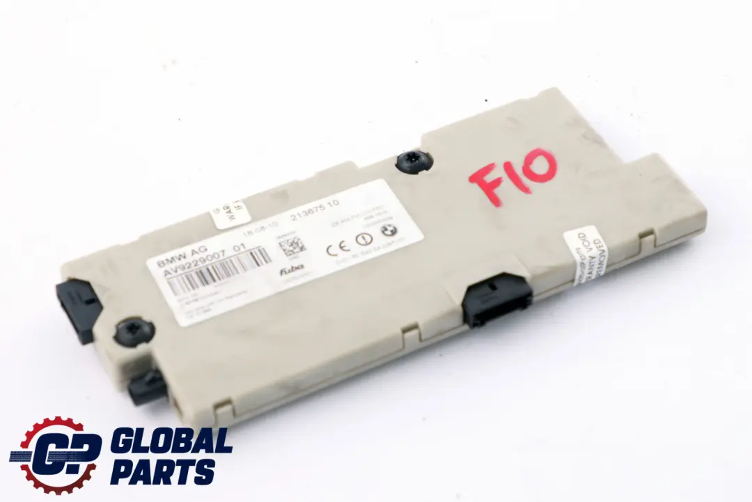 Antennen-Verstärker Diversity 868 MHZ für BMW F10 mit Teilenummer 9346816 BMW F10 Antennen-Verstärker Diversity 868 MHZ - SKU 9229007 - Teilenummer 9346816