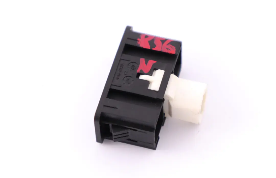 BMW 3 Series F30 F31 LCI Mini R56 R57 LCI R58 R60 USB Buchse - SKU 9230248 - Teilenummer 9230248