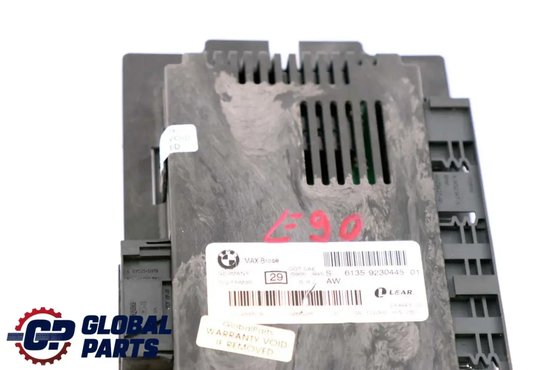 Footwell Luz Módulo de Control Lear FRM3R PL2 para BMW E90 con número de pieza 9230445 BMW E90 Footwell Luz Módulo de Control Lear FRM3R PL2 - SKU 9230445 - Número de pieza 9230445