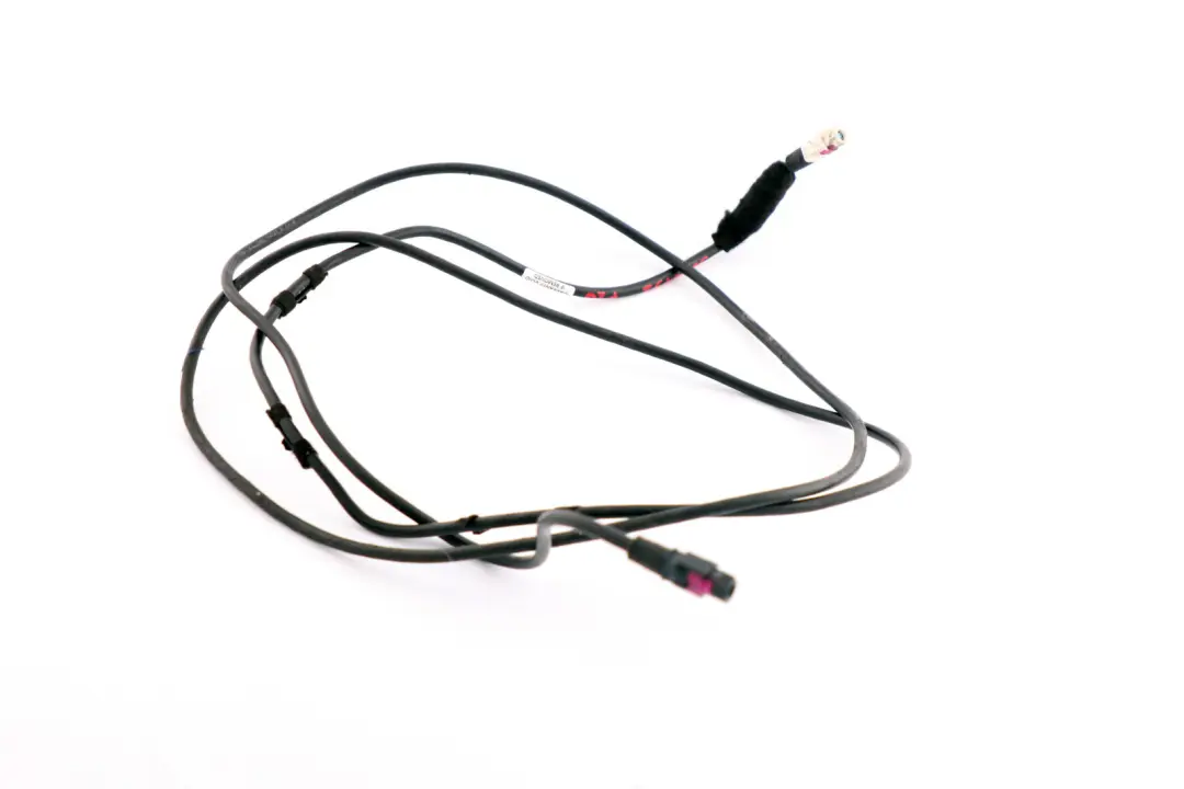 Main Muffler Cable For Head Unit HSD Wire to BMW 1 3 Series F20 F30 F31 with Part number 9230792 BMW 1 3 Series F20 F30 F31 Main Muffler Cable For Head Unit HSD Wire - SKU 9230792 - Part number 9230792