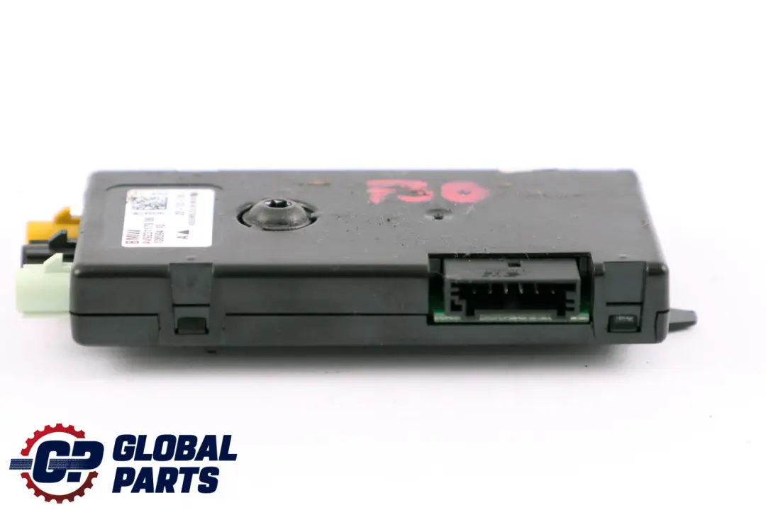 Antennenverstärker BMW F30 F80 M3 F82 M4 AM/FM DAB für mit Teilenummer 9231179 Antennenverstärker BMW F30 F80 M3 F82 M4 AM/FM DAB - SKU 9231179 - Teilenummer 9231179