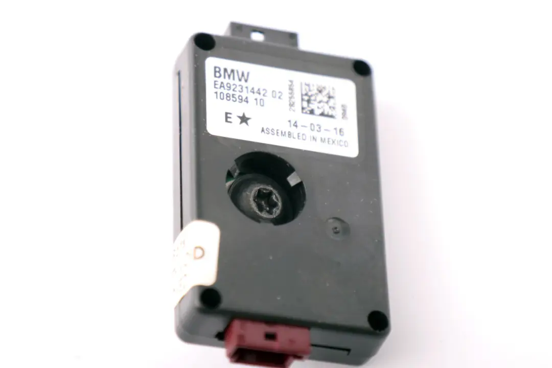 Antenna Suppression Filter Aerial to BMW 2 3 4 Series F22 F30 F32 F36 with Part number 9231442 BMW 2 3 4 Series F22 F30 F32 F36 Antenna Suppression Filter Aerial - SKU 9231442 - Part number 9231442