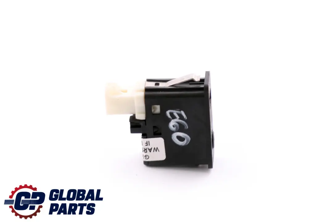  Prise USB AUX BMW E60 E61 E81 E87 E90 E91 Port Plug - SKU 9237653 - Numéro de pièce 9237653