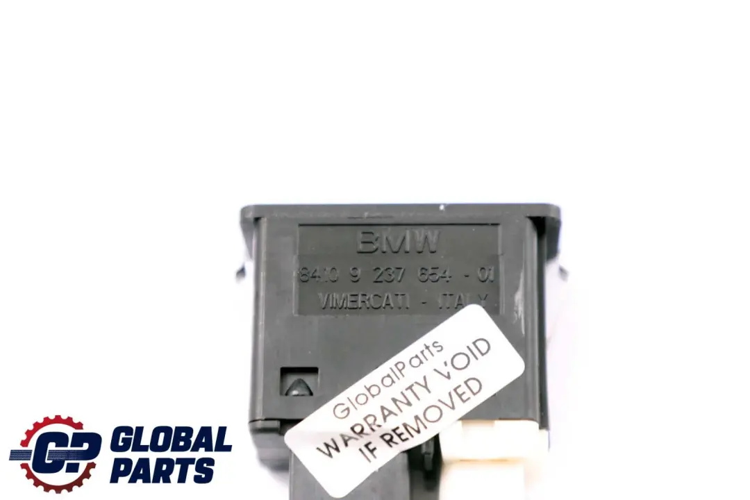 BMW 1 3 5 Series E60 E61 E81 E87 E90 E91 USB AUX In Socket Port Plug - SKU 9237654 - Numéro de pièce 9237654