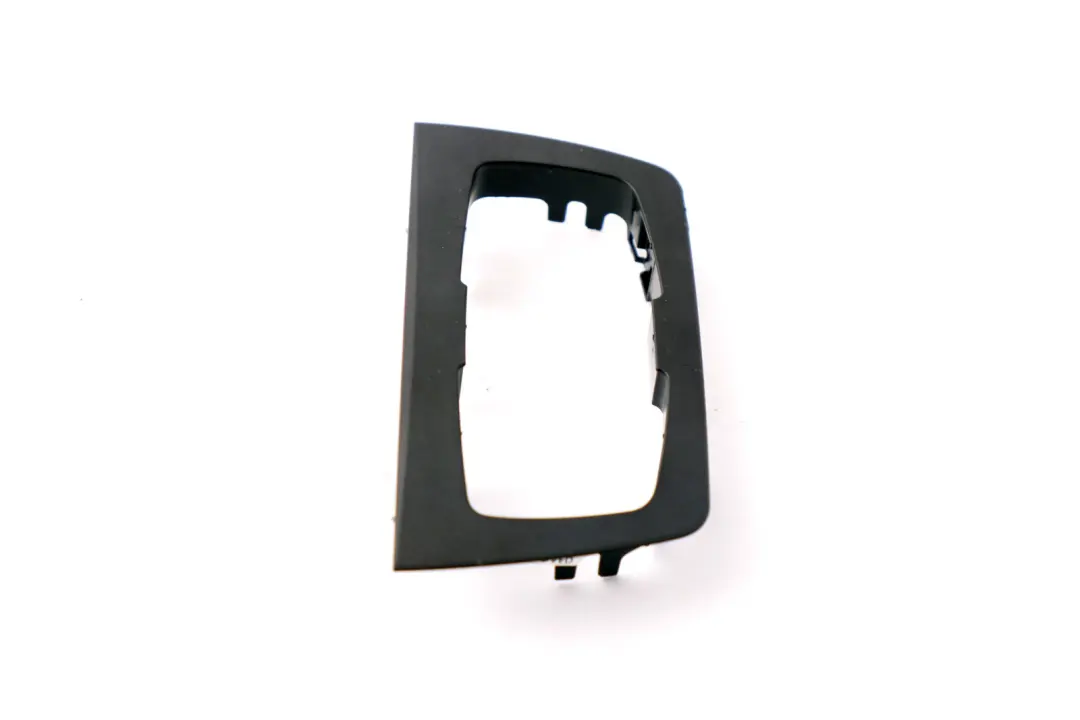 Reihe F30 F31 F32 F33 Blende Bedieneinheit Licht SCHWARZ BLACK für BMW 3 4 mit Teilenummer 9218531 BMW 3 4 Reihe F30 F31 F32 F33 Blende Bedieneinheit Licht SCHWARZ BLACK - SKU 9239295 - Teilenummer 9218531