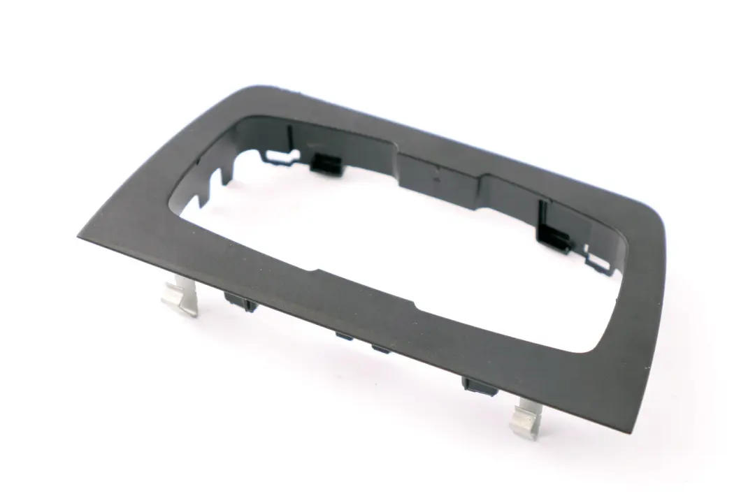 Embellecedor Unidad De Control De Luces Negro para BMW F30 F31 F32 F33 con número de pieza 9218531 BMW F30 F31 F32 F33 Embellecedor Unidad De Control De Luces Negro - SKU 9239295 - Número de pieza 9218531