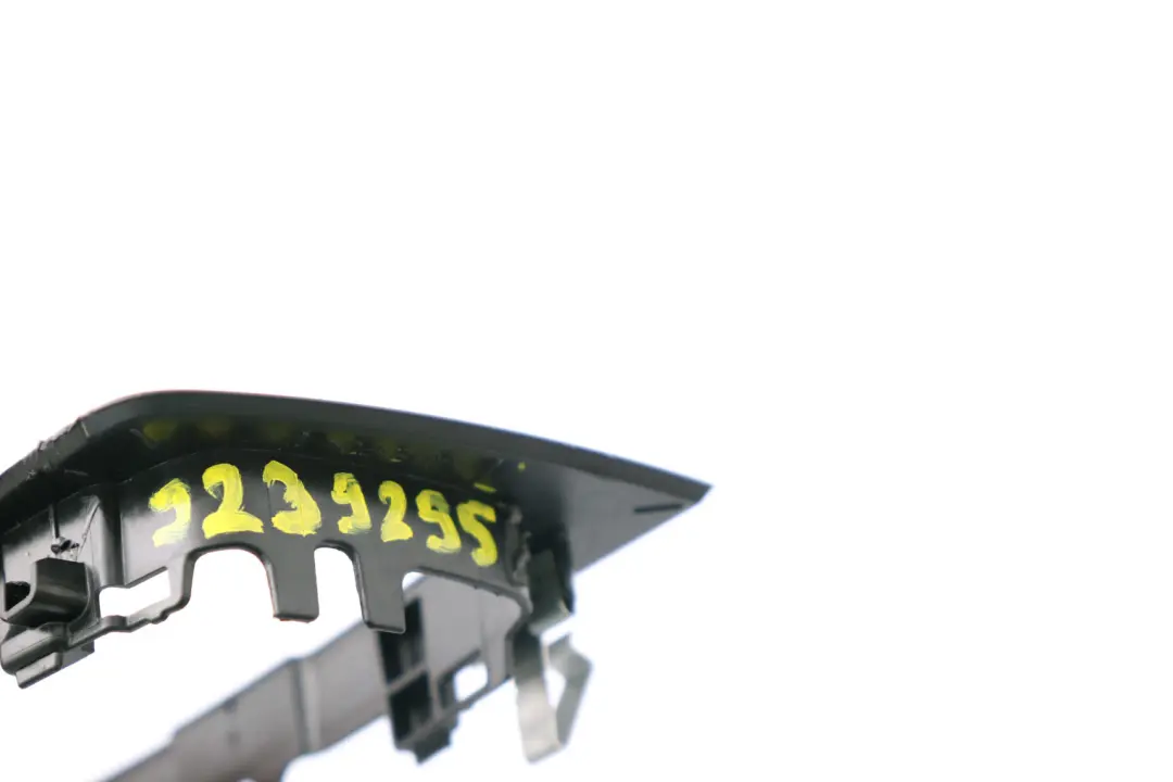 Couverture Unite de Controle Lumiere Noir pour BMW 3 4 Serie F30 F31 F32 F33 à propos du numéro de pièce 9218531 BMW 3 4 Serie F30 F31 F32 F33 Couverture Unite de Controle Lumiere Noir - SKU 9239295 - Numéro de pièce 9218531