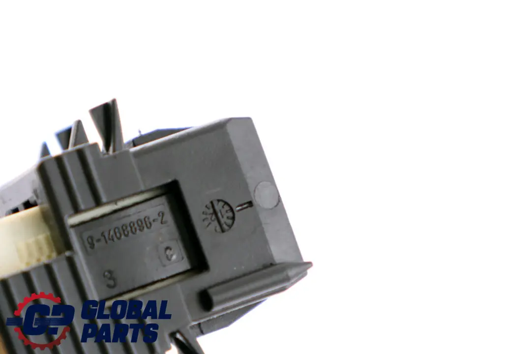 Interrupteur De Feu De Stop pour BMW F20 F30 G30 Mini F55 F56 à propos du numéro de pièce 9240076 BMW F20 F30 G30 Mini F55 F56 Interrupteur De Feu De Stop - SKU 9240076 - Numéro de pièce 9240076