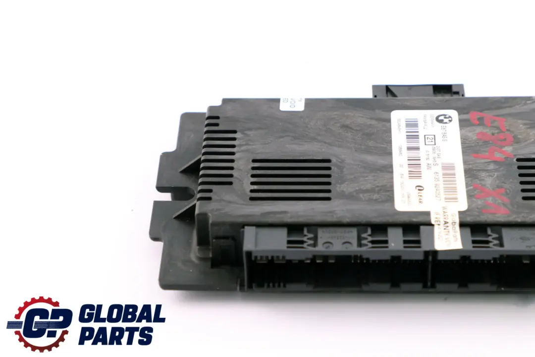 ECU Modulo De Luz De Pie BASIS PL2 FRM3R Lear para BMW E84 con número de pieza 9240527 BMW E84 ECU Modulo De Luz De Pie BASIS PL2 FRM3R Lear - SKU 9240527 - Número de pieza 9240527