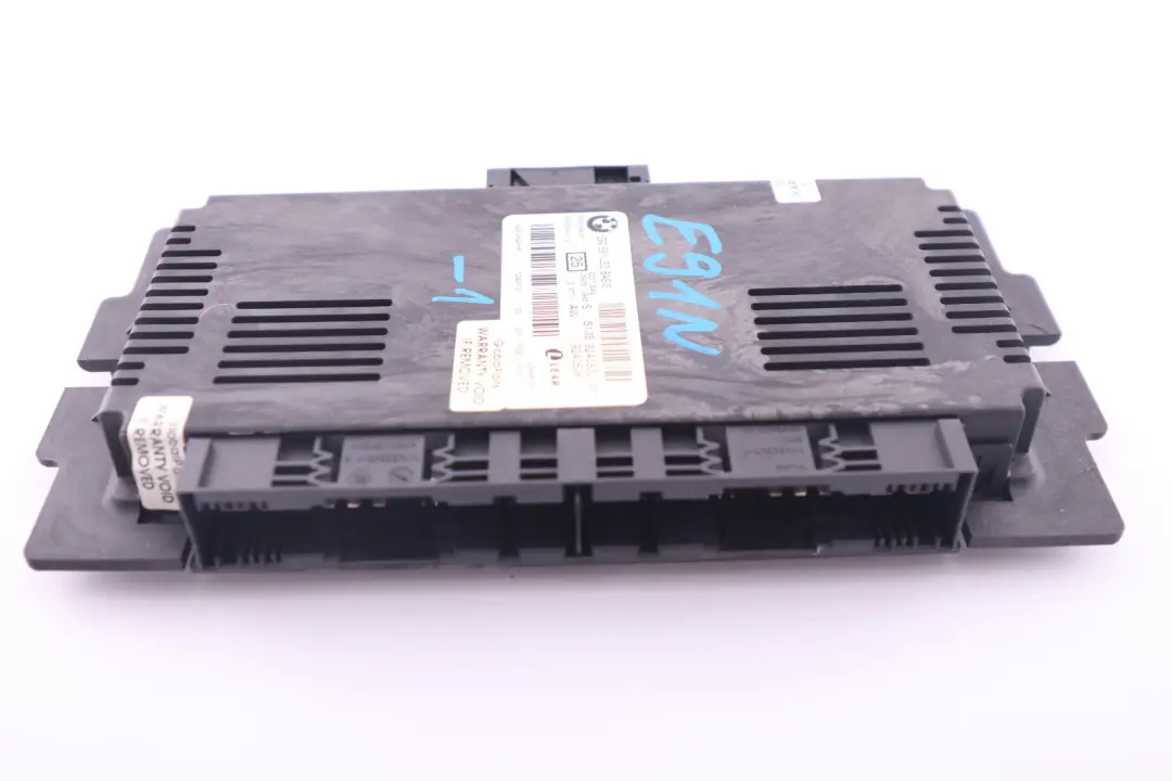 Moduł Sterownik Świateł LCM LED FRM3R PL2 do BMW E91 LCI o numerze 9240530 BMW E91 LCI Moduł Sterownik Świateł LCM LED FRM3R PL2 - SKU 9240530-1 - Numer Części 9240530