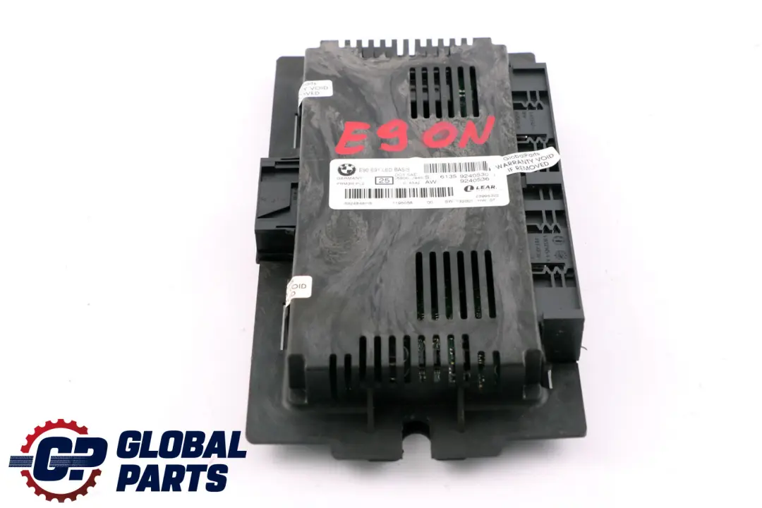 Furaum Kontroll Modul Appareil Commande pour BMW E90 LCI à propos du numéro de pièce 9240530 BMW E90 LCI Furaum Kontroll Modul Appareil Commande - SKU 9240530 - Numéro de pièce 9240530