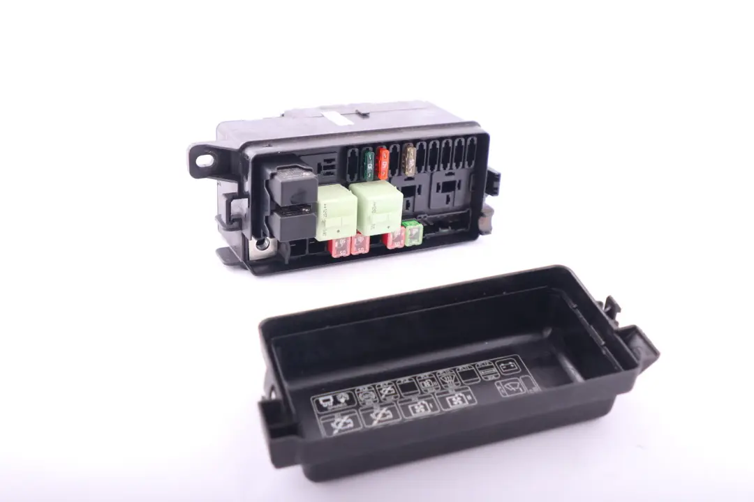 Elektrische Anlage Sicherungs Kasten für Mini Cooper D R55 R56 R57 R60 LCI mit Teilenummer 9240945 Mini Cooper D R55 R56 R57 R60 LCI Elektrische Anlage Sicherungs Kasten - SKU 9240945 - Teilenummer 9240945