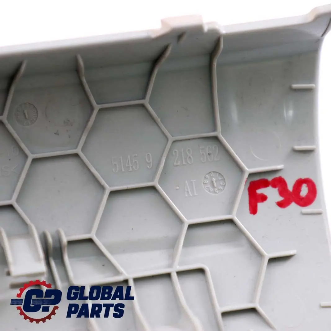 Tapa Panel Embellecedor Salpicadero Pila Central Inferior Oyster para BMW F30 F31 con número de pieza 9218562 BMW F30 F31 Tapa Panel Embellecedor Salpicadero Pila Central Inferior Oyster - SKU 9241181 - Número de pieza 9218562