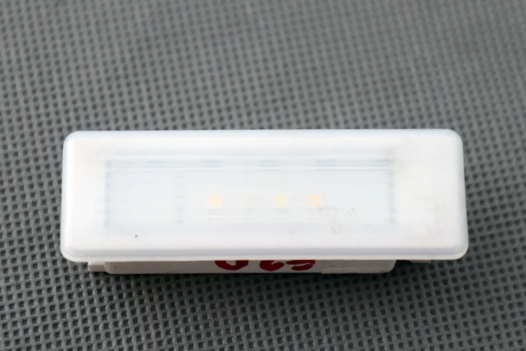 Fussraumleuchte Leuchte LED BMW 1 2 3 4 5 7 er F01 F10 F20 F30 F45 F80 - SKU 9242161 - Teilenummer 9242161