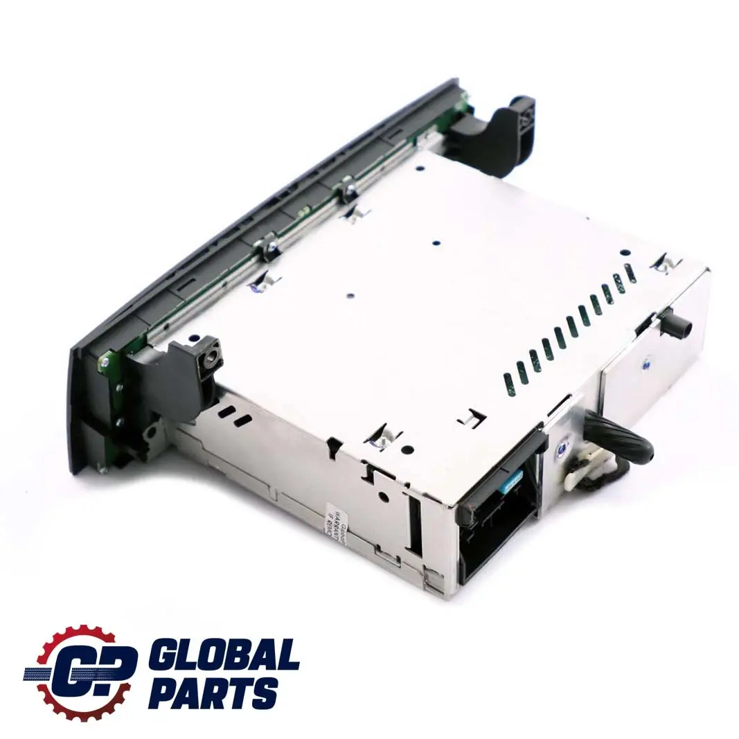 Radio Professional CD für BMW E81 E87 E90 E91 E92 E93 LCI mit Teilenummer 9243916 BMW E81 E87 E90 E91 E92 E93 LCI Radio Professional CD - SKU 9243916 - Teilenummer 9243916