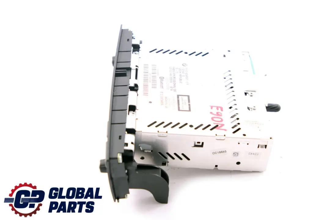 Radio CD professionale con Bluetooth per BMW E81 E87 E90 E91 LCI con numero di parte 9246501 BMW E81 E87 E90 E91 LCI Radio CD professionale con Bluetooth - SKU 9246501 - Numero di parte 9246501