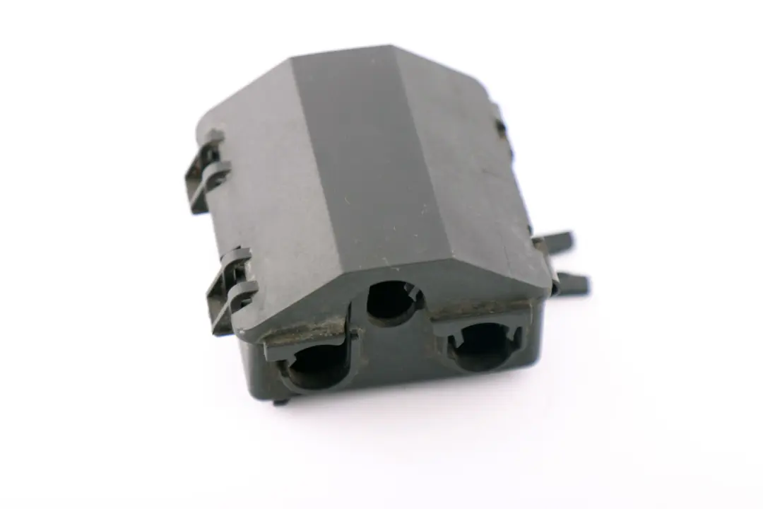 Connection Bracket to BMW 1 2 3 4 Series F20 F21 F22 F30 F31 F32 Plug-in with Part number 9249146 BMW 1 2 3 4 Series F20 F21 F22 F30 F31 F32 Plug-in Connection Bracket - SKU 9249146 - Part number 9249146