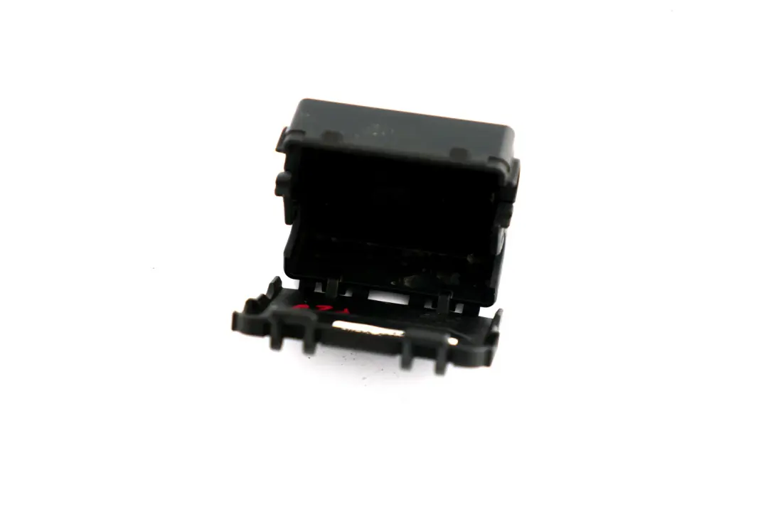 BMW F20 F21 F22 F30 F31 F32 Plug-in Connection Bracket - SKU 9252800 - Part number 9252800