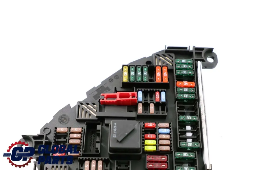 Caja de fusibles de distribución trasera para BMW F01 F02 F10 F11 con número de pieza 9252813 BMW F01 F02 F10 F11 Caja de fusibles de distribución trasera - SKU 9252813 - Número de pieza 9252813