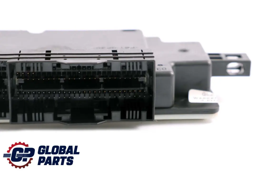 Module de l'unité contrôle de l'airbag 6577 pour BMW F10 F11 F30 F31 à propos du numéro de pièce 9253637 BMW F10 F11 F30 F31 Module de l'unité contrôle de l'airbag 6577 - SKU 9253637 - Numéro de pièce 9253637