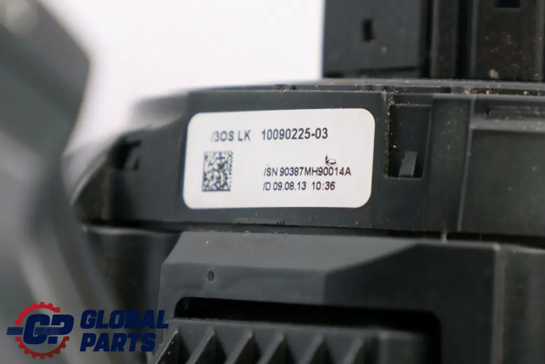 Centro Commutazione Piantone Sterzo Nero per BMW F22 F23 F30 con numero di parte 9351140 BMW F22 F23 F30 Centro Commutazione Piantone Sterzo Nero - SKU 9253746 - Numero di parte 9351140