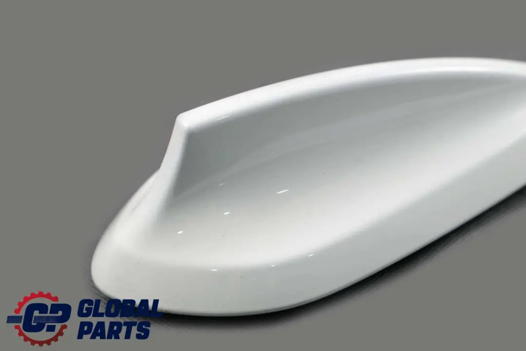 Empty Housing Roof Antenna Shark Alpinweiss 3 to BMW F20 F21 with Part number 9257007 BMW F20 F21 Empty Housing Roof Antenna Shark Alpinweiss 3 - SKU 9257007-AW - Part number 9257007
