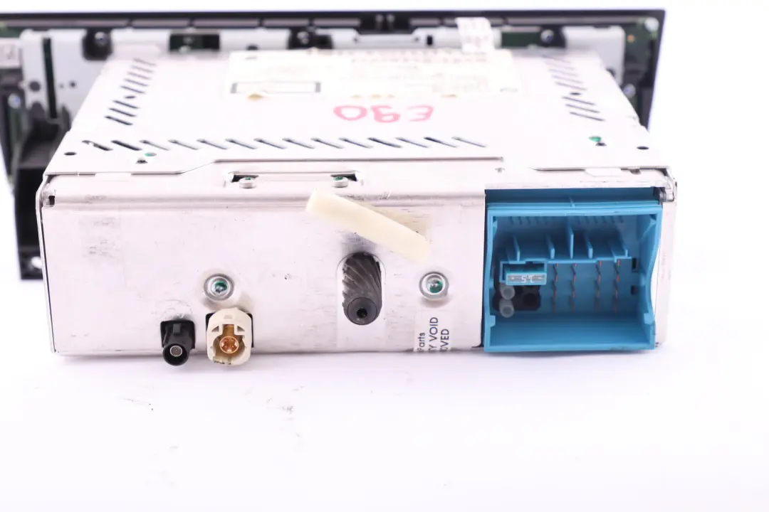 Radio CD Professional Unite de controle pour BMW E81 E87 E90 E91 E92 LCI à propos du numéro de pièce 9258170 BMW E81 E87 E90 E91 E92 LCI Radio CD Professional Unite de controle - SKU 9258170 - Numéro de pièce 9258170