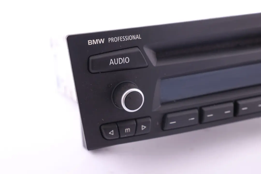Radio CD Profi Steuergerät für BMW 1 3 er E81 E87 E90 E91 E92 LCI mit Teilenummer 9258170 BMW 1 3 er E81 E87 E90 E91 E92 LCI Radio CD Profi Steuergerät - SKU 9258170 - Teilenummer 9258170