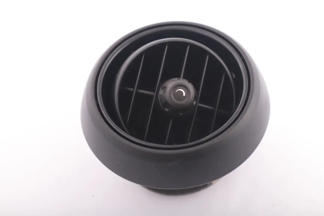 Outer Dash Heater Air Vent Left/Right to BMW Mini Cooper F55 F56 F57 LCI with Part number 9262413 BMW Mini Cooper F55 F56 F57 LCI Outer Dash Heater Air Vent Left/Right - SKU 9262413 - Part number 9262413