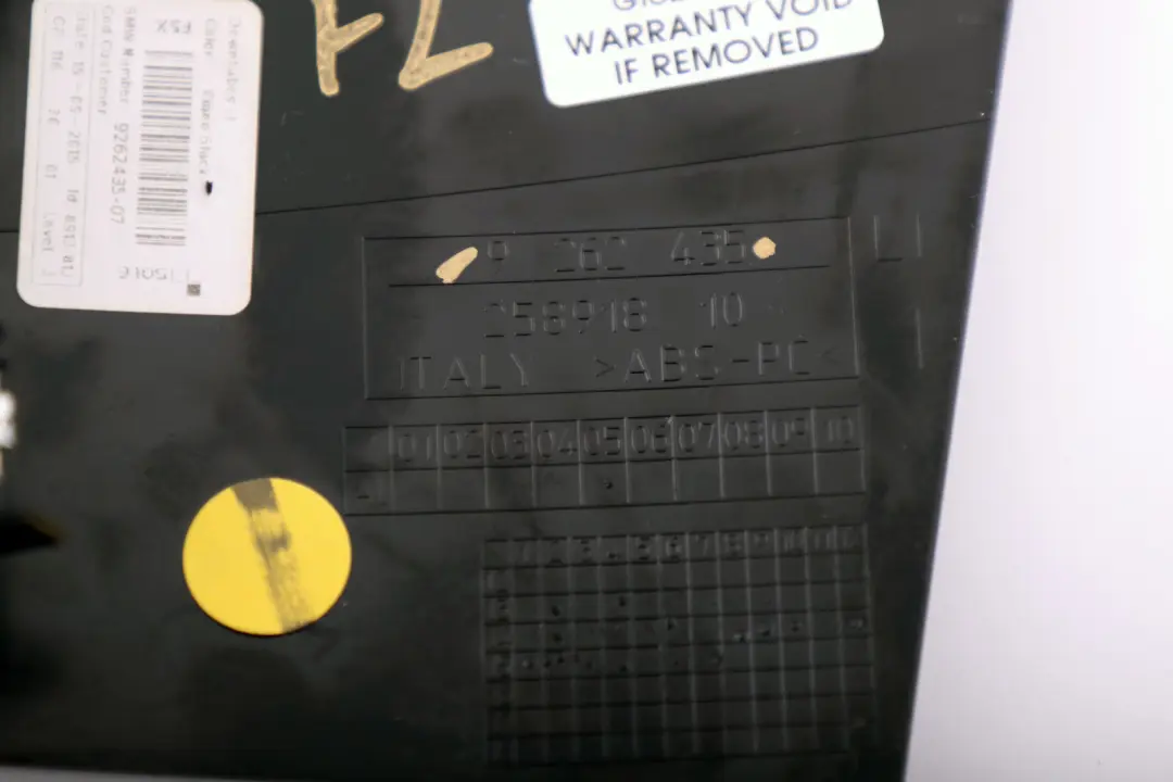 Down Tube I-Tafel Mitte links PIANO BLACK SCHWARZ für BMW Mini F55 F56 F57 mit Teilenummer 9262435 BMW Mini F55 F56 F57 Down Tube I-Tafel Mitte links PIANO BLACK SCHWARZ - SKU 9262435 - Teilenummer 9262435