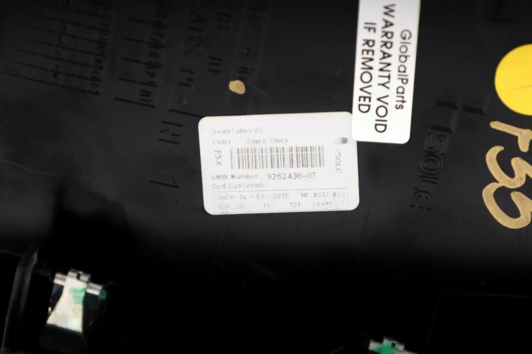 Trim Down Tube Front Panel Cover Middle Right per BMW Mini F55 F56 F57 con numero di parte 9262436 BMW Mini F55 F56 F57 Trim Down Tube Front Panel Cover Middle Right - SKU 9262436 - Numero di parte 9262436