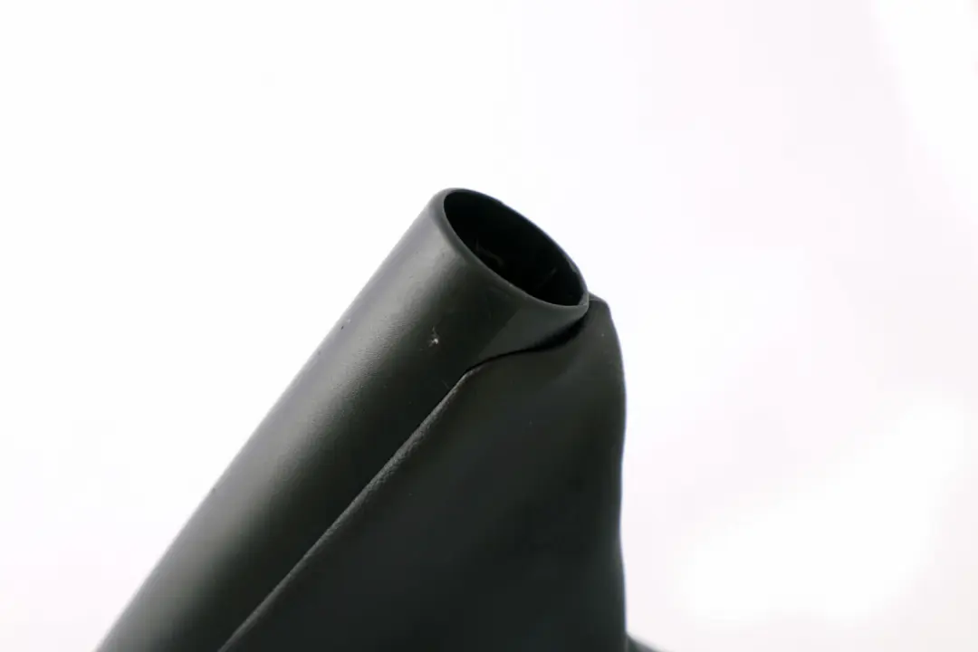 Tapa de la palanca del freno de mano Negro para Mini Cooper One F55 F56 con número de pieza 9262847 Mini Cooper One F55 F56 Tapa de la palanca del freno de mano Negro - SKU 9262847 - Número de pieza 9262847