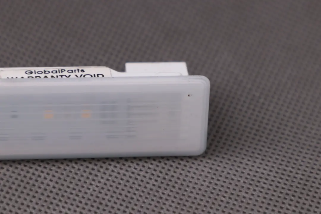 Luz Interior Lampara LED para Mini Cooper F55 F56 F57 F60 con número de pieza 9263453 Mini Cooper F55 F56 F57 F60 Luz Interior Lampara LED - SKU 9263453 - Número de pieza 9263453