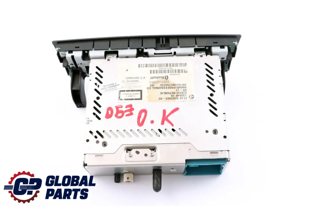 Radio CD Professional Schwarz für BMW E81 E87 E90 E91 E92 LCI mit Teilenummer 9263465 BMW E81 E87 E90 E91 E92 LCI Radio CD Professional Schwarz - SKU 9263465 - Teilenummer 9263465
