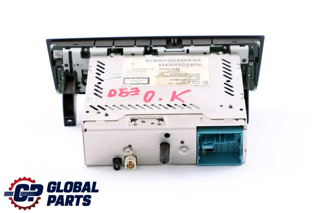 Radio CD Professional Schwarz für BMW E81 E87 E90 E91 E92 LCI mit Teilenummer 9263465 BMW E81 E87 E90 E91 E92 LCI Radio CD Professional Schwarz - SKU 9263465 - Teilenummer 9263465