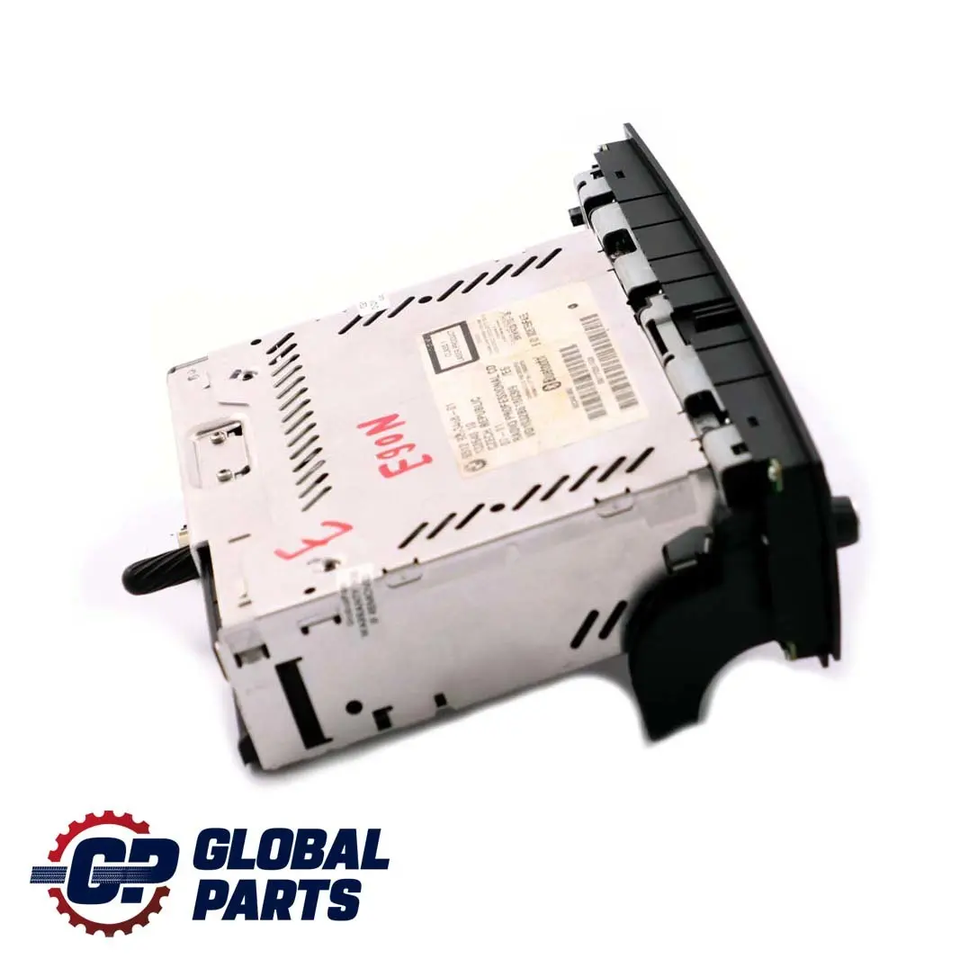 Radio CD Professional do BMW E81 E87 E90 E91 LCI o numerze 9263468 BMW E81 E87 E90 E91 LCI Radio CD Professional - SKU 9263468 - Numer Części 9263468
