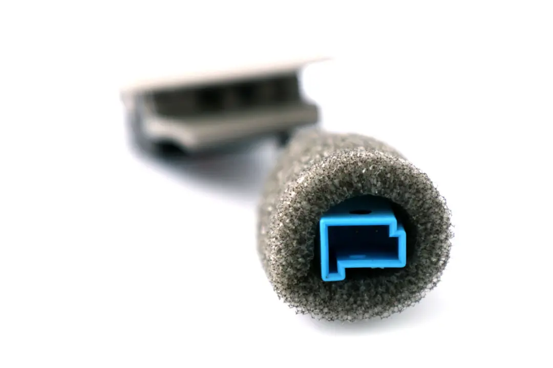 Freisprech Mikrofon für BMW X1 X3 F10 F11 F20 F21 F30 F31 mit Teilenummer 9263744 BMW X1 X3 F10 F11 F20 F21 F30 F31 Freisprech Mikrofon - SKU 9263744-1 - Teilenummer 9263744