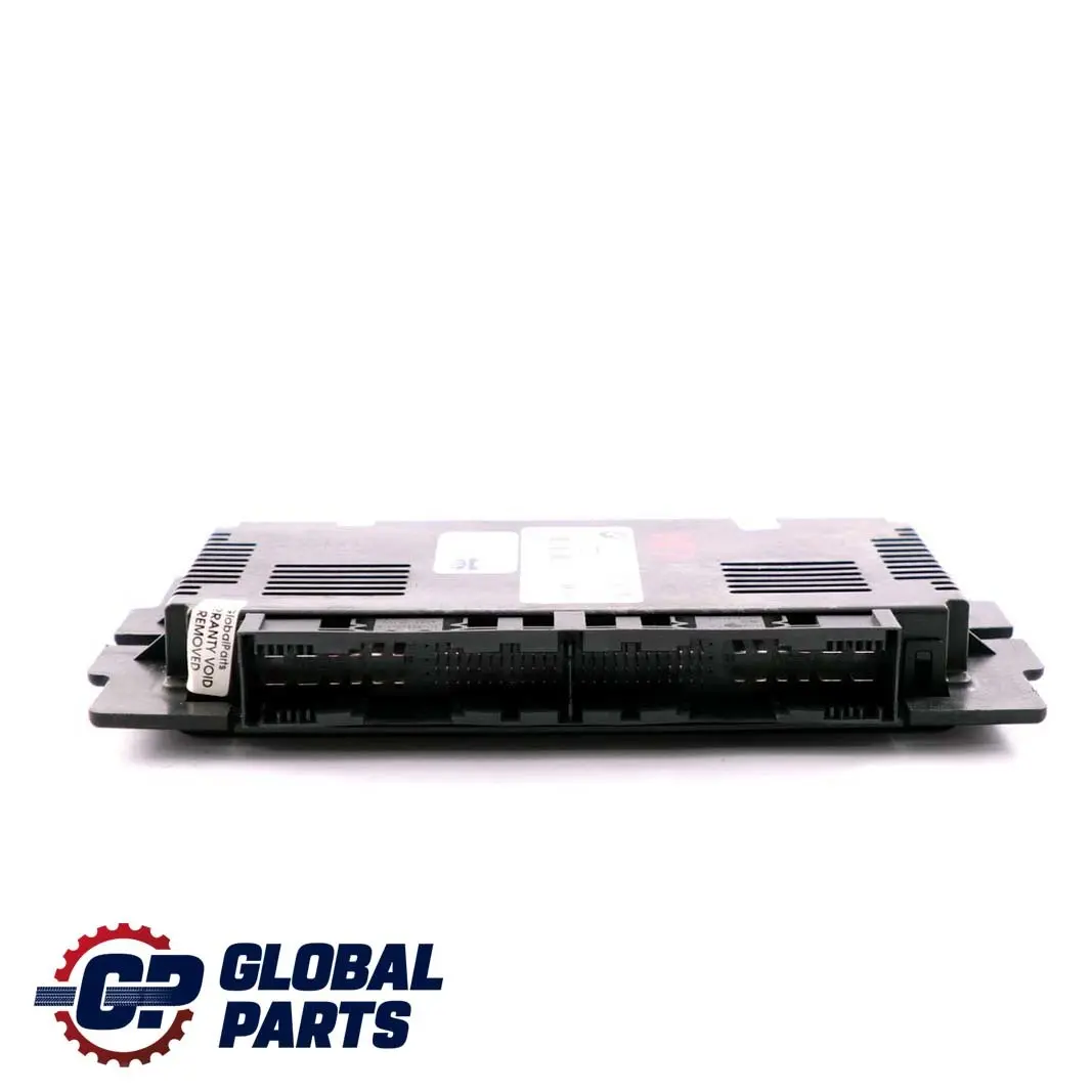 Lichtmodul Fussraummodul Steuergerät MAX Kuester FRM3R PL2 für BMW 1 E81 mit Teilenummer 9263804 BMW 1 E81 Lichtmodul Fussraummodul Steuergerät MAX Kuester FRM3R PL2 - SKU 9263804-1 - Teilenummer 9263804