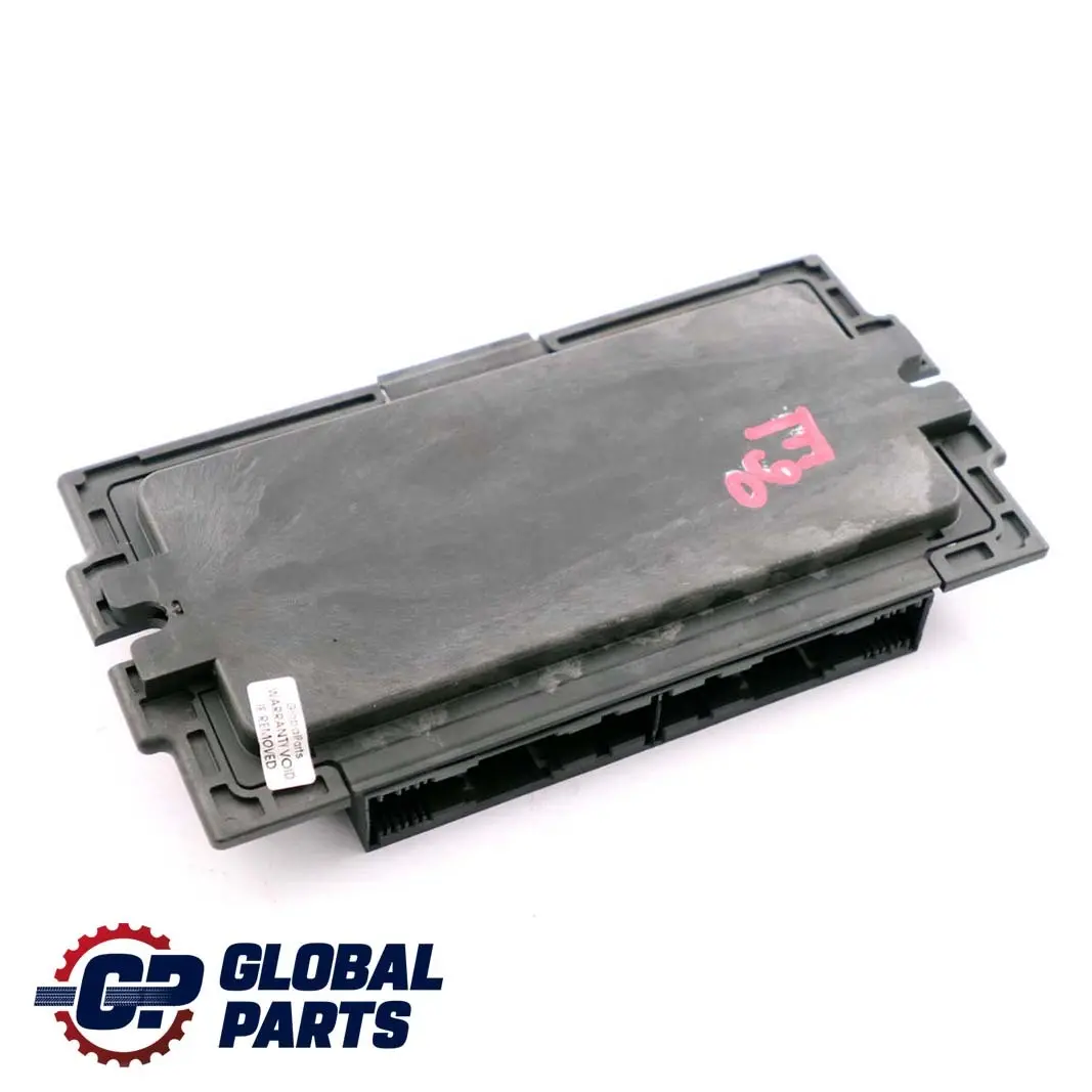 Lichtmodul Fussraummodul Steuergerät MAX Kuester FRM3R PL2 für BMW 3 E90 mit Teilenummer 9263804 BMW 3 E90 Lichtmodul Fussraummodul Steuergerät MAX Kuester FRM3R PL2 - SKU 9263804 - Teilenummer 9263804