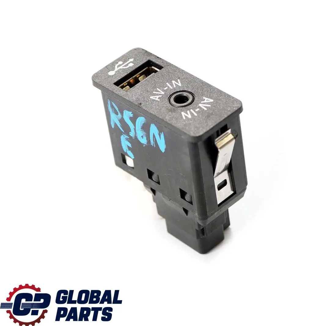 USB/AV-IN Socket Plug pour Mini Cooper One R55 R56 R57 LCI R60 à propos du numéro de pièce 9264966 Mini Cooper One R55 R56 R57 LCI R60 USB/AV-IN Socket Plug - SKU 9264966 - Numéro de pièce 9264966