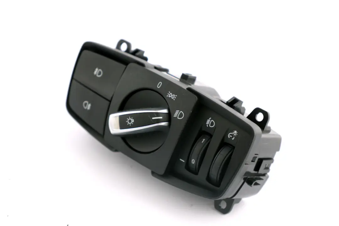 Panel Włącznik Przełącznik Świateł do BMW F20 F22 F30 o numerze 6847513 BMW F20 F22 F30 Panel Włącznik Przełącznik Świateł - SKU 9265304 - Numer Części 6847513