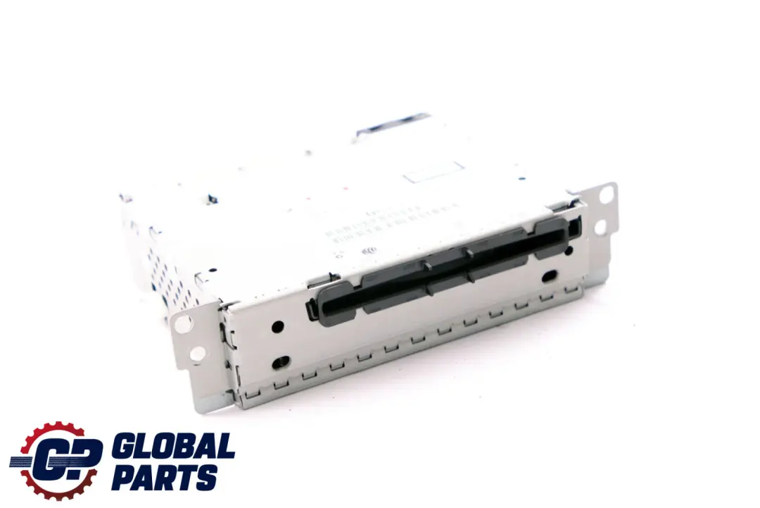Radio Professional CD do BMW F20 F21 F30 F31 o numerze 9299268 BMW F20 F21 F30 F31 Radio Professional CD - SKU 9270365 - Numer Części 9299268