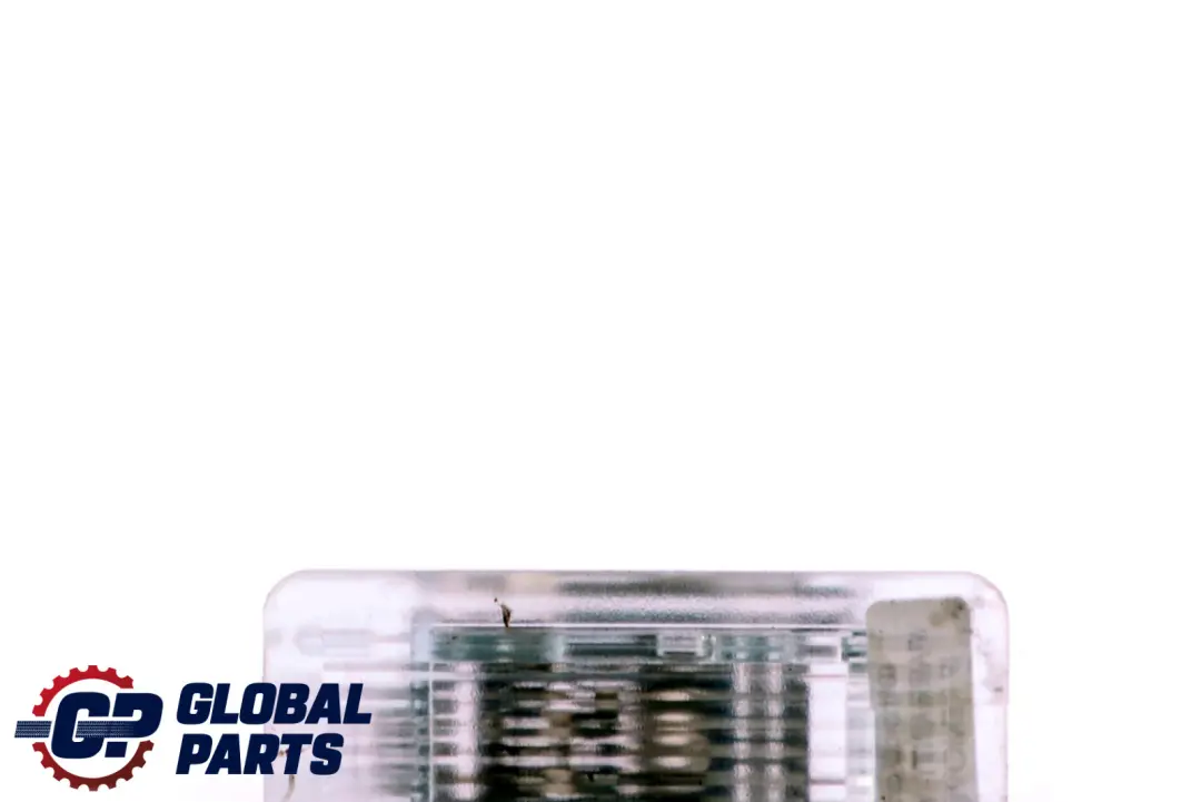 Lampka Wewnętrzna Bagażnika 8W do BMW E82 F01 F10 F20 F21 F30 F32 o numerze 9270506 BMW E82 F01 F10 F20 F21 F30 F32 Lampka Wewnętrzna Bagażnika 8W - SKU 9270506 - Numer Części 9270506