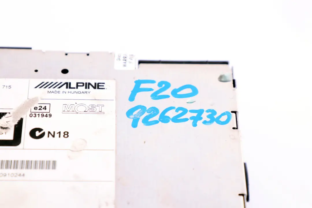Unidad principal de radio para BMW F20 F21 F22 F30 F31 Alpine Cd con número de pieza 9271715 BMW F20 F21 F22 F30 F31 Alpine Cd Unidad principal de radio - SKU 9271715 - Número de pieza 9271715