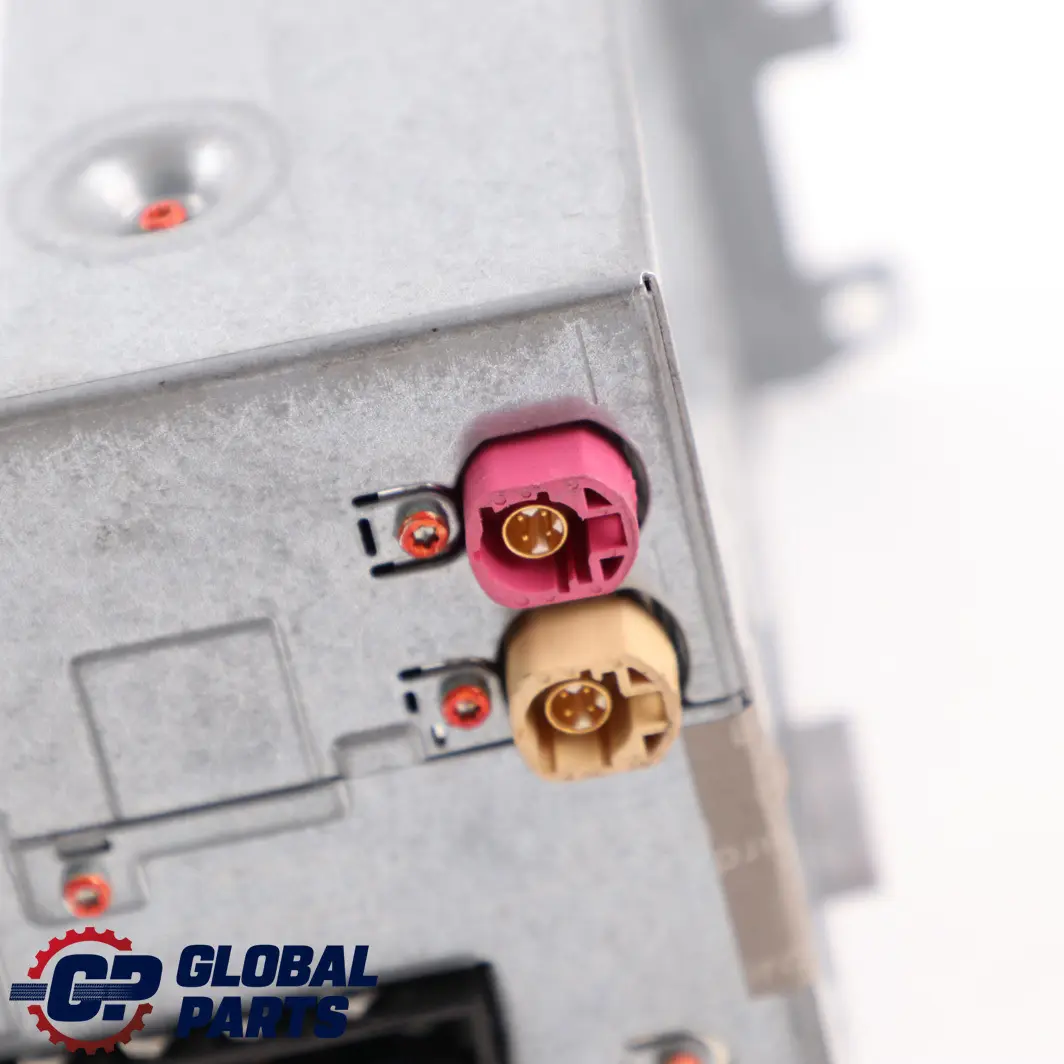 Lettore Autoradio Professionale Per La Navigazione per BMW E81 E87 E90 LCI con numero di parte 9273188 BMW E81 E87 E90 LCI Lettore Autoradio Professionale Per La Navigazione - SKU 9273188 - Numero di parte 9273188