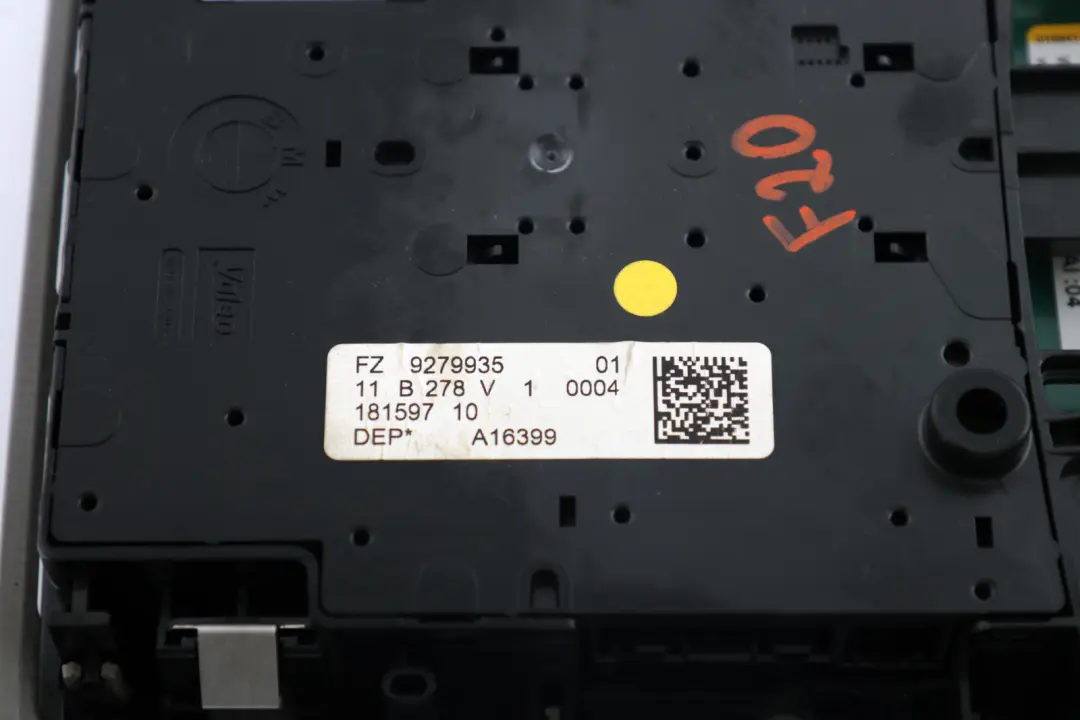 Schaltereinheit Dachlichtsteuerung Dachhimmel Modul für BMW F20 F30 F32 mit Teilenummer 6826921 BMW F20 F30 F32 Schaltereinheit Dachlichtsteuerung Dachhimmel Modul - SKU 9279935 - Teilenummer 6826921