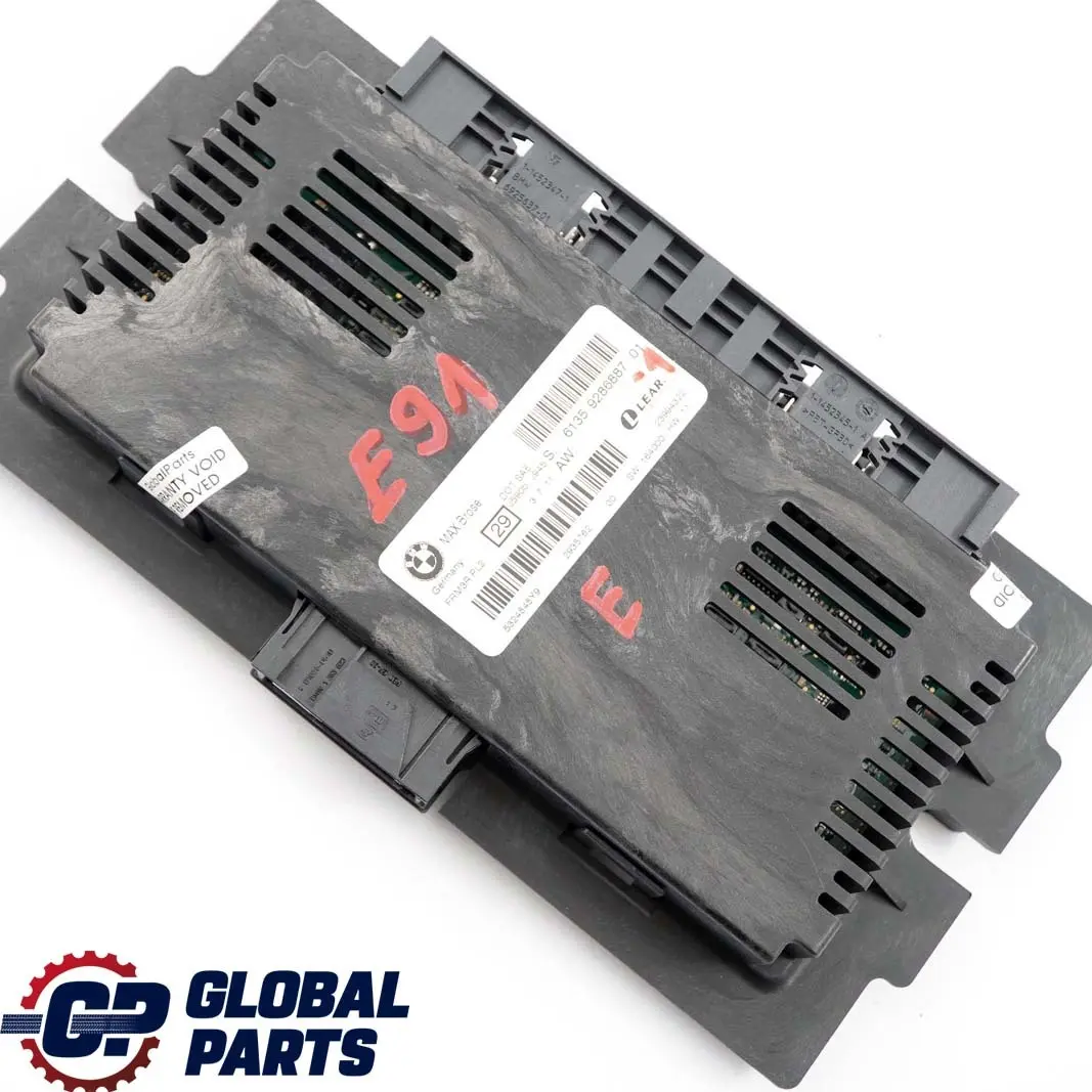 BMW 3 E91 Commande Max Brose-Fu?raum-Lichtmodul 6135 - SKU 9286887-1 - Numéro de pièce 9286887