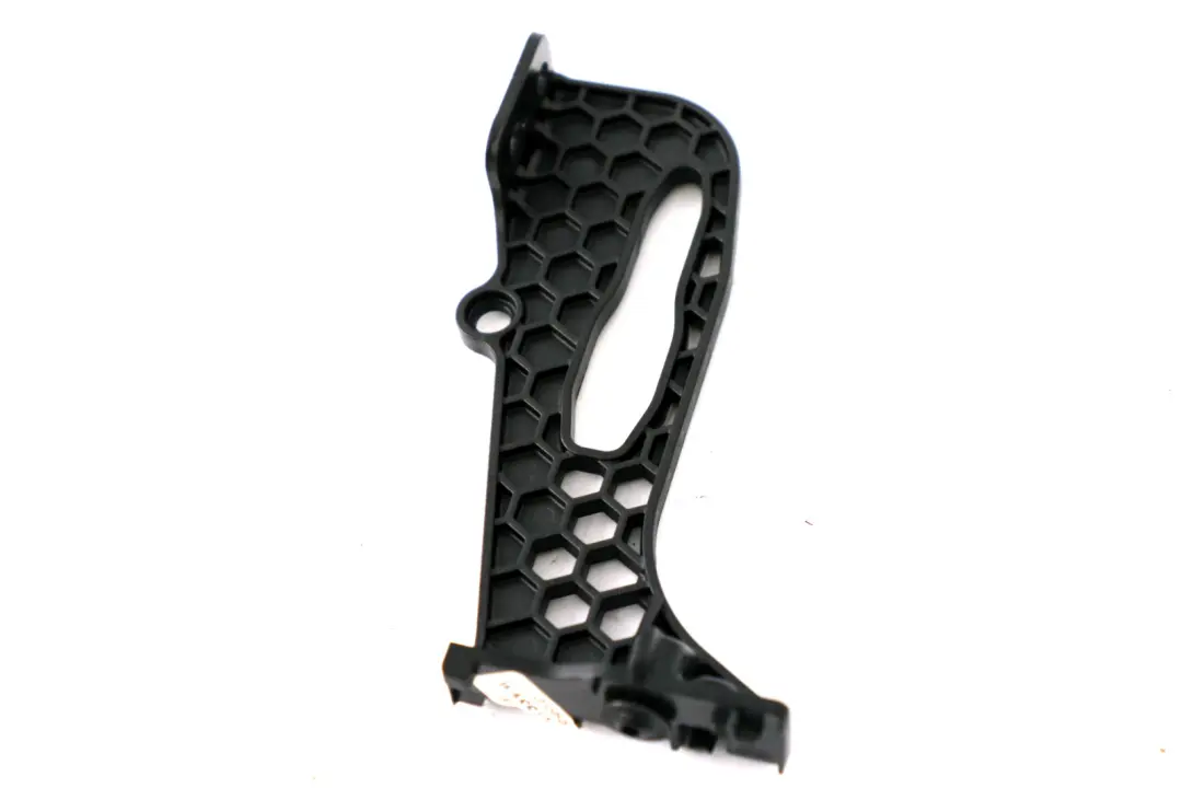 Uchwyt Wspornik Plastik Prawy do Mini Cooper One F55 F56 o numerze 9288080 Mini Cooper One F55 F56 Uchwyt Wspornik Plastik Prawy - SKU 9288080 - Numer Części 9288080