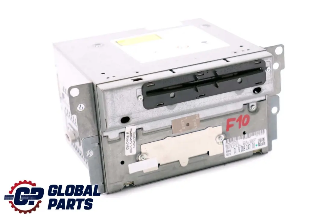 Radioodtwarzacz CD CIC do BMW F01 F02 F10 F11 o numerze 9289247 BMW F01 F02 F10 F11 Radioodtwarzacz CD CIC - SKU 9289247 - Numer Części 9289247